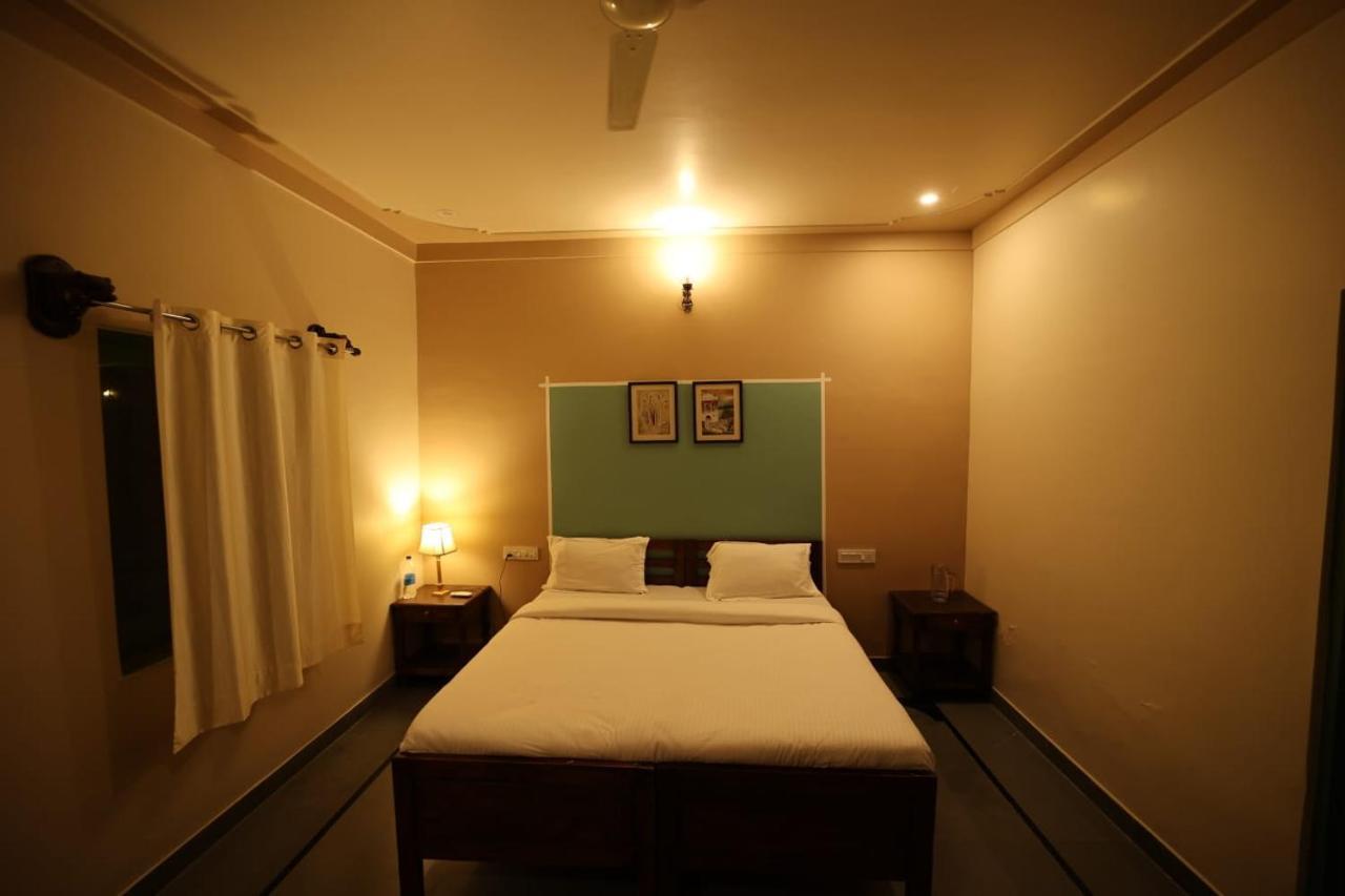 Vache Farm Stay Udajpur Zewnętrze zdjęcie